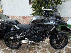 BENELLI TRK 502 , 2022, SERVICE NEU, TOP ZUSTAND