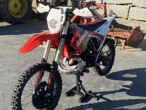 GAS GAS EC 300 DO ANO 2018 SANTA MARIA MAIOR