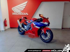 HONDA CBR 1000 RR-R VORFÜHRFAHRZEUG 2025 -6 JAHRE GARANTIE*