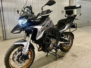 QJ MOTOR SRT 700 SX GRIGIO