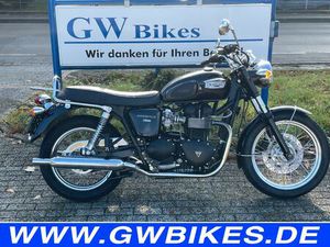 TRIUMPH BONNEVILLE T 100 ERST 5.965 KM SAMMLERZUSTAND