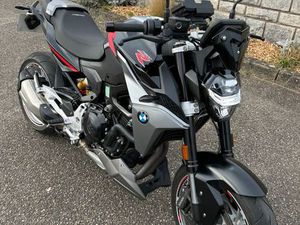 BMW F900R 105CH FINITION PRO (TOUTES OPTIONS)