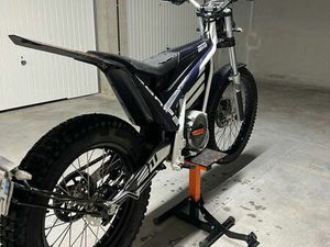 ELECTRIC MOTION ESCAPE