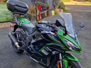 KAWASAKI NINJA 1000SX SPORTS TOURER PETROL MANUAL EURO 5 (142 PS) 1043 CC