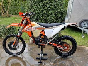② KTM 300 EXC TIP ERZBERG RODÉO