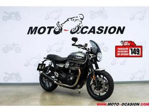 TRIUMPH - STREET TWIN