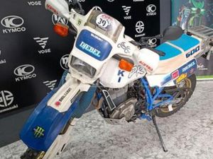 SUZUKI - DR 600