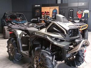 CAN-AM OUTLANDER XMR 2026