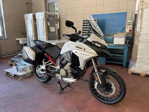 DUCATI MULTISTRADA V4S/FULL/ TRAVEL&RADAR/AKRAPOVIC/NEU