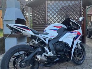 HONDA CBR 1000 RR HRC 20TH ANNIVESARY