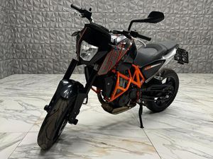 KTM 690 DUKE LC4-E