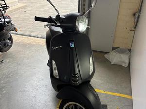 VESPA PRIMAVERA 50 S MATT SCHWARZ