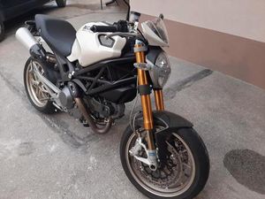 DUCATI MONSTER 1100 S