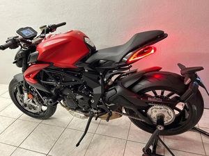 MV AGUSTA DRAGSTER 800 ROSSO -LIKE NEW