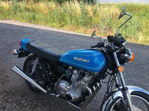 SUZUKI GS 750 (1977)