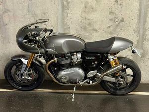 TRIUMPH THRUXTON R
