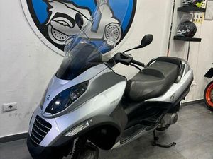 PIAGGIO MP3 250
