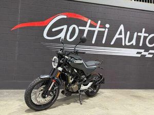 HUSQVARNA HUSQVARNA SVARTPILEN 125 PARI AL NUOVO LISTINO 4