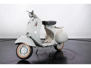 PIAGGIO VESPA 150 STRUZZO (RESTURATA)