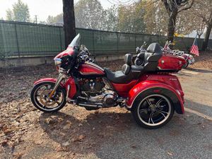 HARLEY-DAVIDSON HARLEY-DAVIDSON TRI GLIDE CVO 117