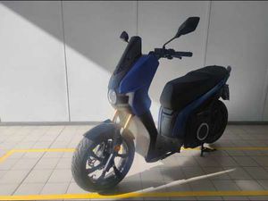 SEAT 125P BLUE R7/9KWW MY 23 BLU/AZZURRO