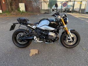 BMW R NINE T