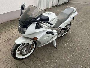 HONDA VFR 750