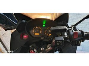 MOTO HONDA CBF 600 À VENDRE