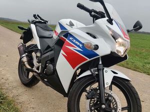 CBR125R 2015
