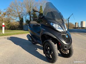 SCOOTER 3 ROUES PIAGGIO MP3 500 HPE SPORT ADVANCED ABS ASR 5 000 KM TVA RÉCUPÉRABLE