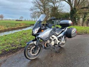 SUZUKI DL1000 V-STROM MET LAGE KM — MOTOREN | SUZUKI — MARKTPLAATS