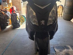 VEND SCOOTER 250 PEUGEOT