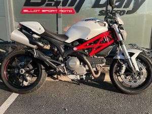 DUCATI MONSTER 796