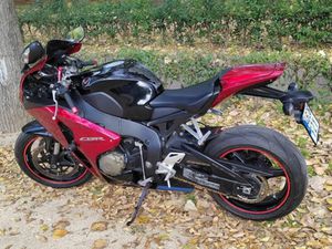 HONDA CBR 1000
