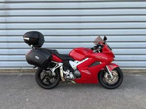 HONDA VFR 800 2003 800 CM3 | MOTO ROUTIÈRE | 75 634 KM | ROUGE | 71100 CHALON SUR SAONE
