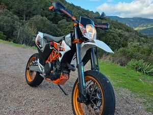 KTM 690 SMCR
