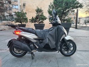 BEVERLY 400 S HPE / BEVERLY 400S ABS / ASR ( PIAGGIO EURO 5 5 ) ( IDEM : XMAX / X-MAX YAMAHA / FORZA 300 HONDA / SH 350 / ADV 350 / X-CITING KYMCO BEVERLY400 BE
