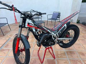 MOTO TRIAL 125
