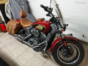 INDIAN SCOUT INDIAN MOTORCYCLE RED / THUNDER BLACK (ABS)