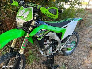 250 KAWASAKI KXF HOMOLOGUÉ