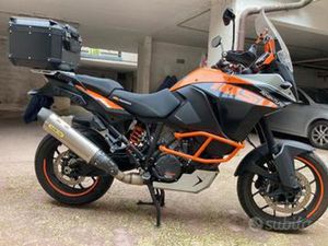 KTM 1050 ADVENTURE 2017 FULL OPTIONAL, PERFETTA