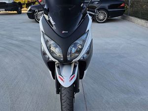 YAMAHA T-MAX 500I →