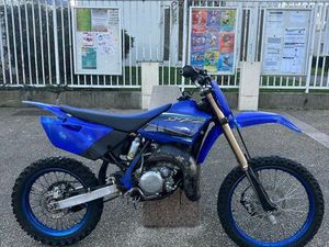 85 YZ 2021