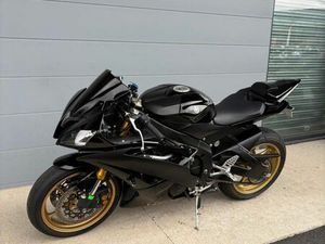 YAMAHA R9 2009
