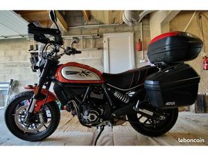 MOTO DUCATI SCRAMBLER ICON