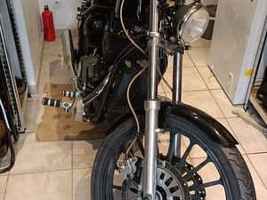 BOOBER REGAL RAPTOR 125