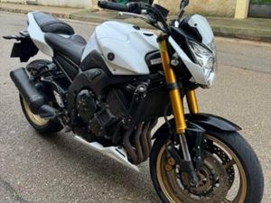 YAMAHA - FZ8