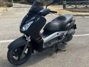 YAMAHA - X MAX