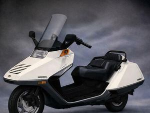 HONDA HELIX CN250 GESUCHT