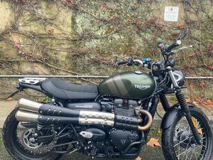 TRIUMPH STREET SCRAMBLER 900 ROADSTER/RETRO PETROL MANUAL EURO 5 (65 PS) 900 CC